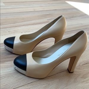 Chanel Pumps